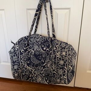 Vera Bradley Navy and White Duffle Bag